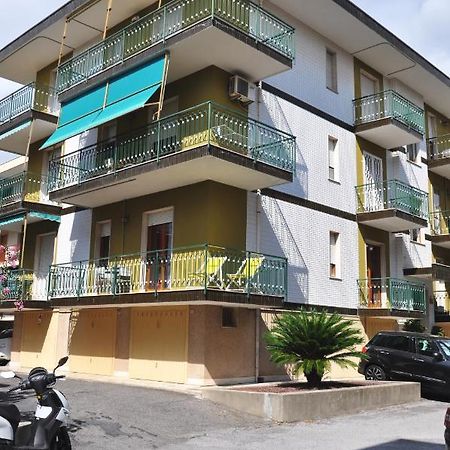 Viale Repubblica 329 1 Apartment ปิเอตราลิกูเร ภายนอก รูปภาพ