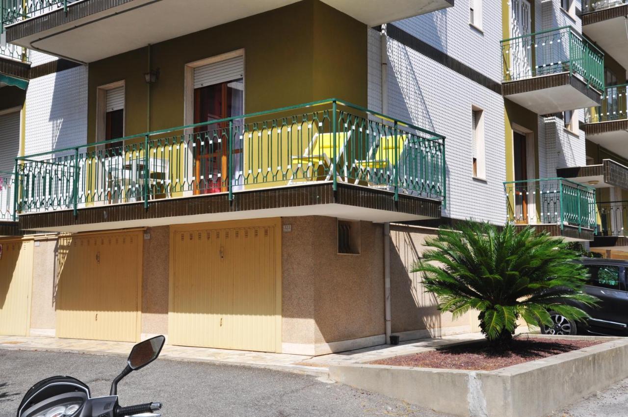 Viale Repubblica 329 1 Apartment ปิเอตราลิกูเร ภายนอก รูปภาพ